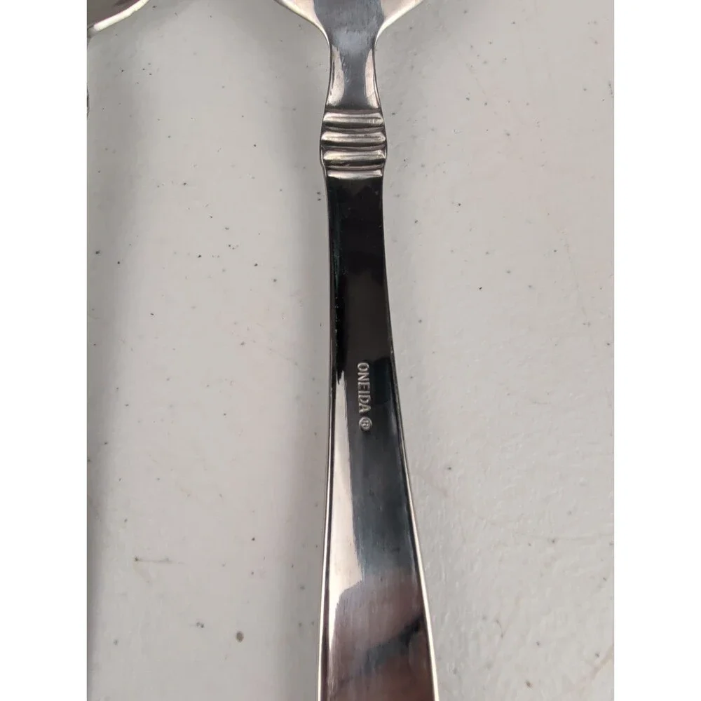Oneida Banbury Stainless Flatware Lot Of 3 Large Serving Spoons 8.5